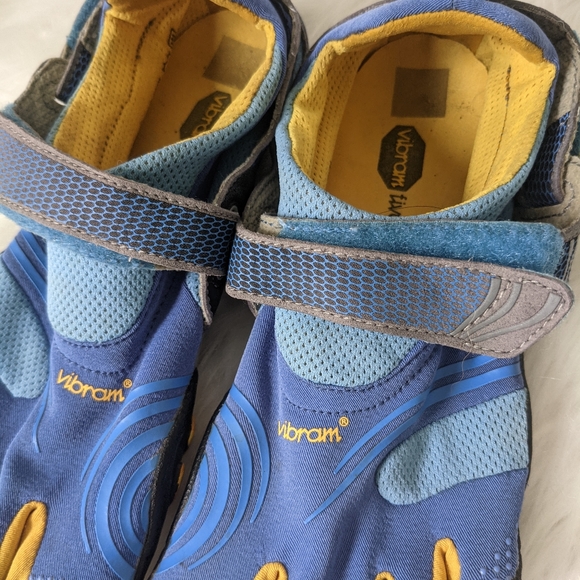VIBRAM SZ 38 (6.5-7) FIVE FINGER BLUE YELLOW ATHLETIC SHOE - Picture 2 of 9